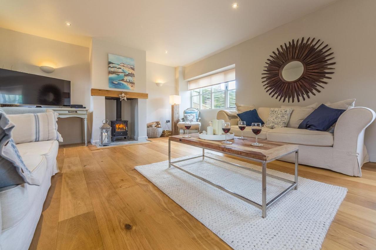 Coach House D - Ferienwohnung Docking