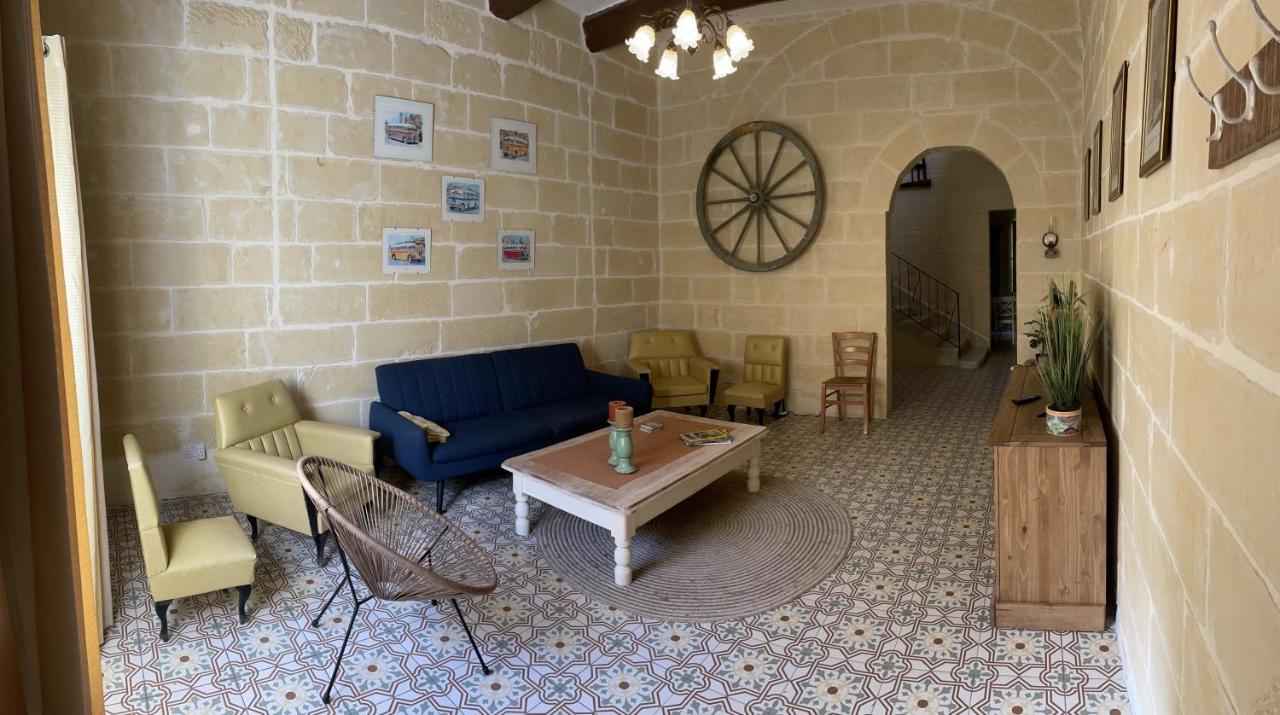 B&B Ta’ Abram - Villa Vella - 2 Bedroom House Gozo - Bed and Breakfast Ta’ Abram