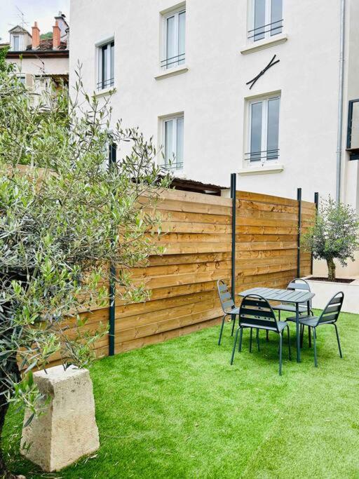 T2 chic, calme proche Hopital - B&B La Tronche