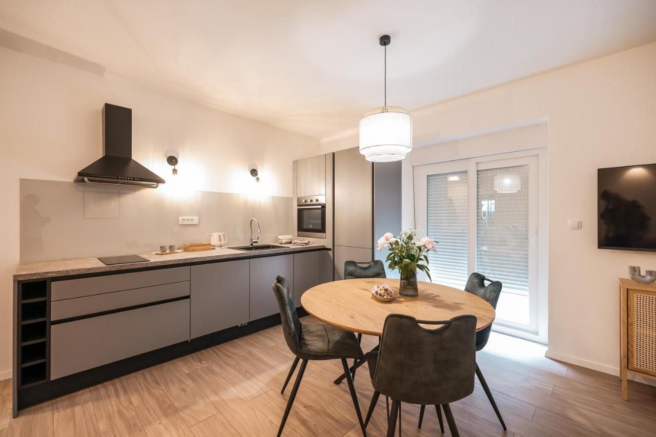 Apartment Elly - Bed and Breakfast Zadar