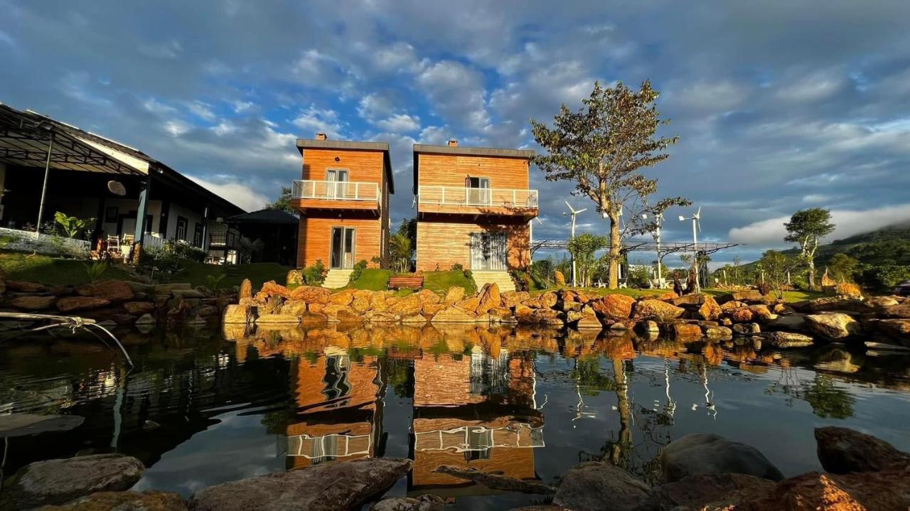 Deluxe Bungalow