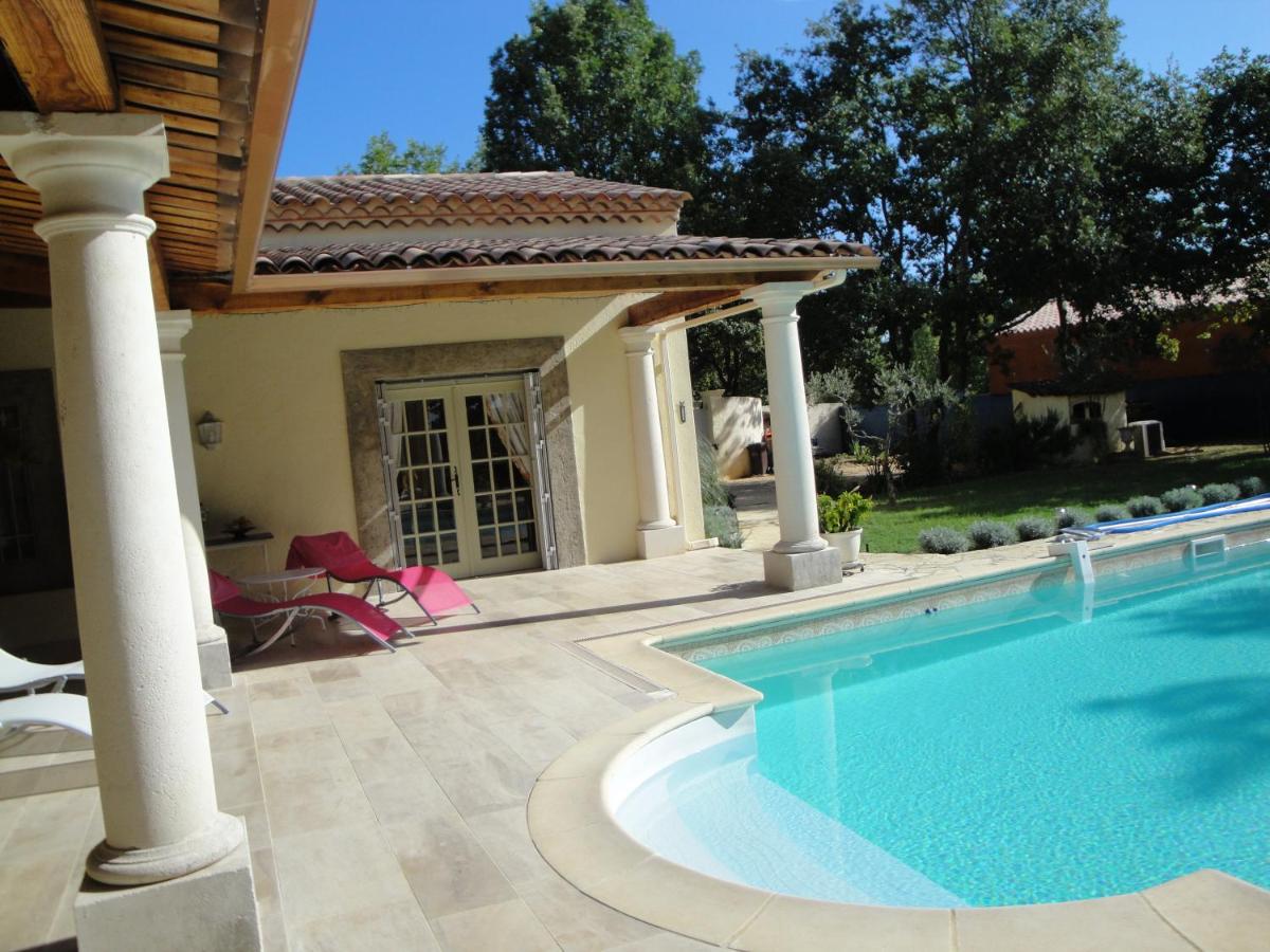 B&B Foissac - Chambre d'Hôte Couguiolet - avec piscine - Bed and Breakfast Foissac