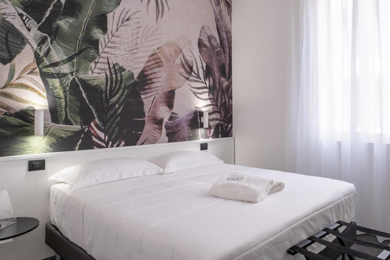 Doppel-/Zweibettzimmer mit eigenem Bad