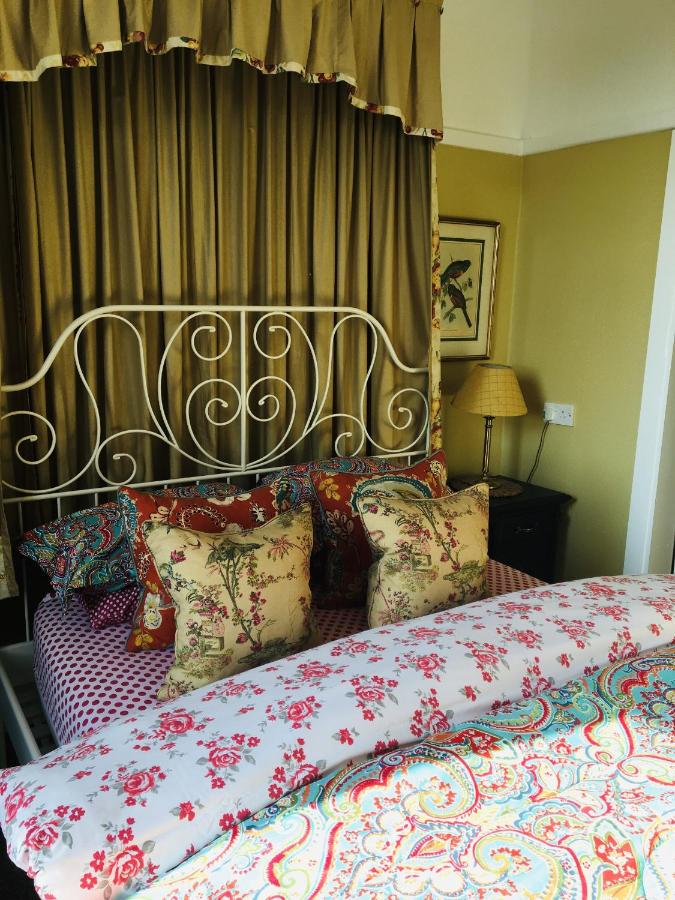 Kamer met Kingsize Bed en Bad 