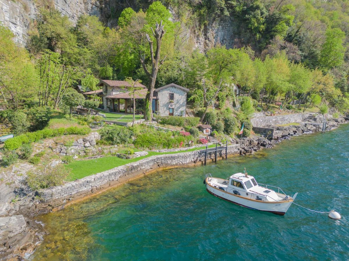 B&B Faggeto Lario - The Writer's Nest Waterfront Villa by Rent All Como - Bed and Breakfast Faggeto Lario