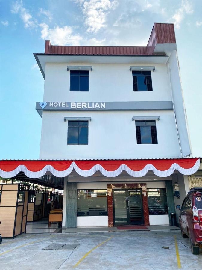 B&B Pontianak - Hotel Berlian - Bed and Breakfast Pontianak