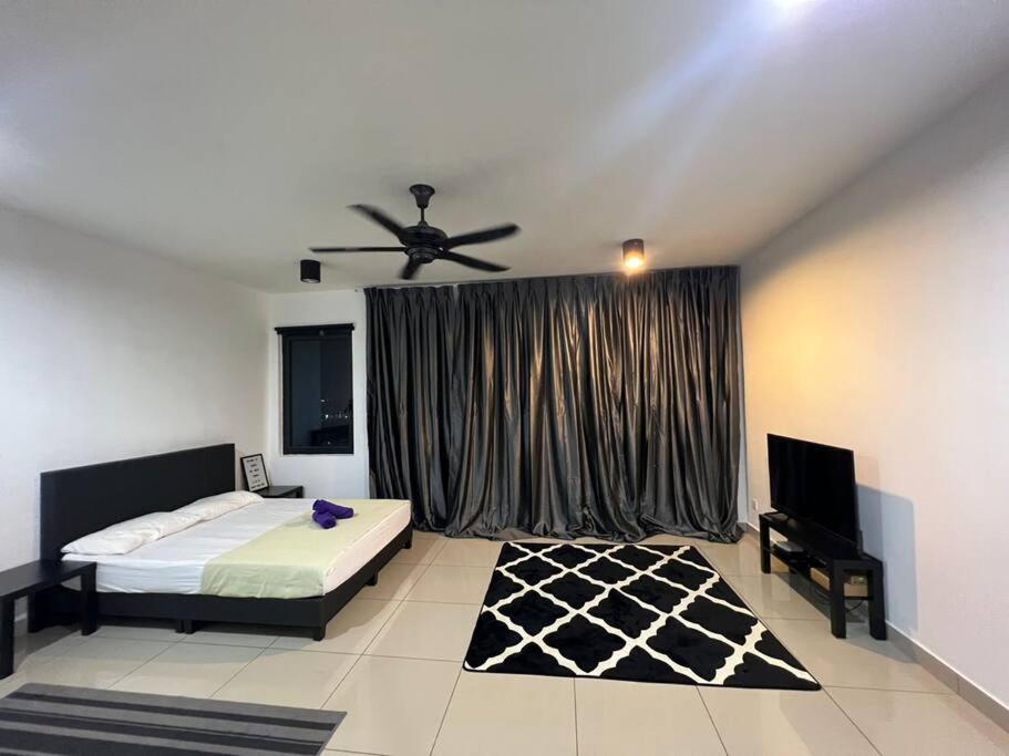 B&B Shah Alam - [Scm Sccc] Dahlia Cozy Studio @ Trefoil Setia Alam - Bed and Breakfast Shah Alam