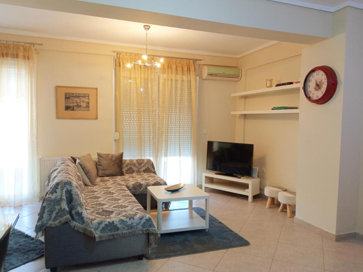 Tzikas apARTments - B&B
