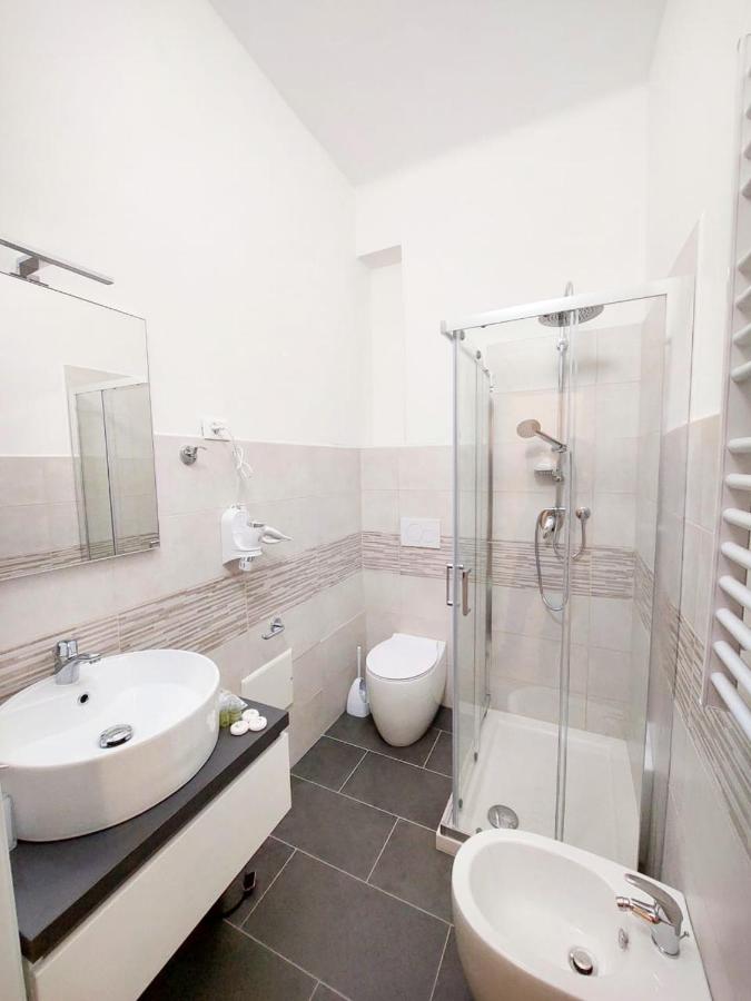 Camera Matrimoniale con Bagno Privato