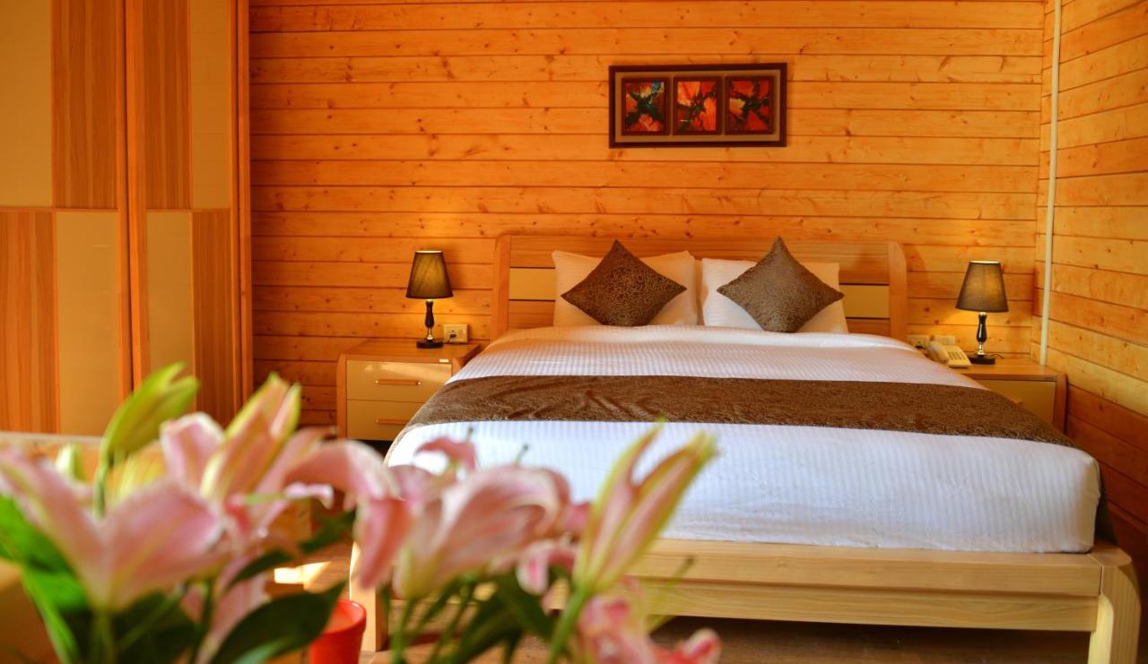 Superior Chalet