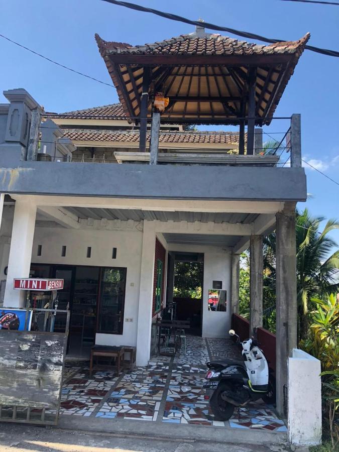Buana Asti Homestay - B&B