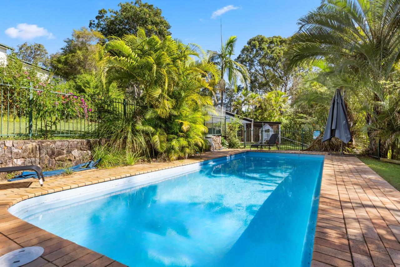 B&B Brisbane - Stylish Home in Fig Tree Pocket near Lone Pine - Bed and Breakfast Brisbane