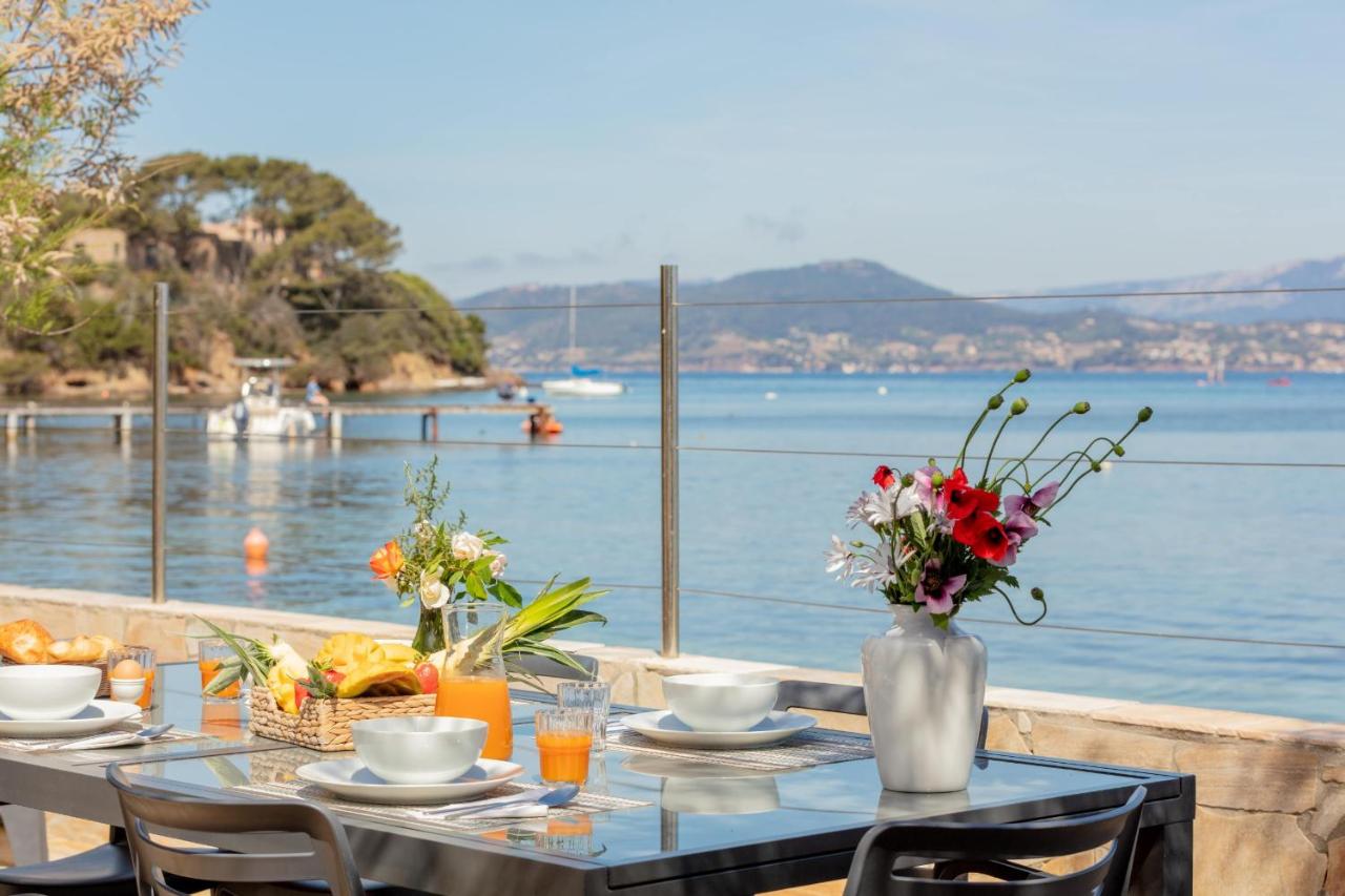 Le Cigalou, authentique cabanon de pêcheur en bord de mer avec sa terrasse spacieuse et aménagée - Chambres d'hôtes Hyères