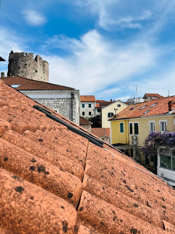 Romantic Attic in the heart of the Old Town - B&B