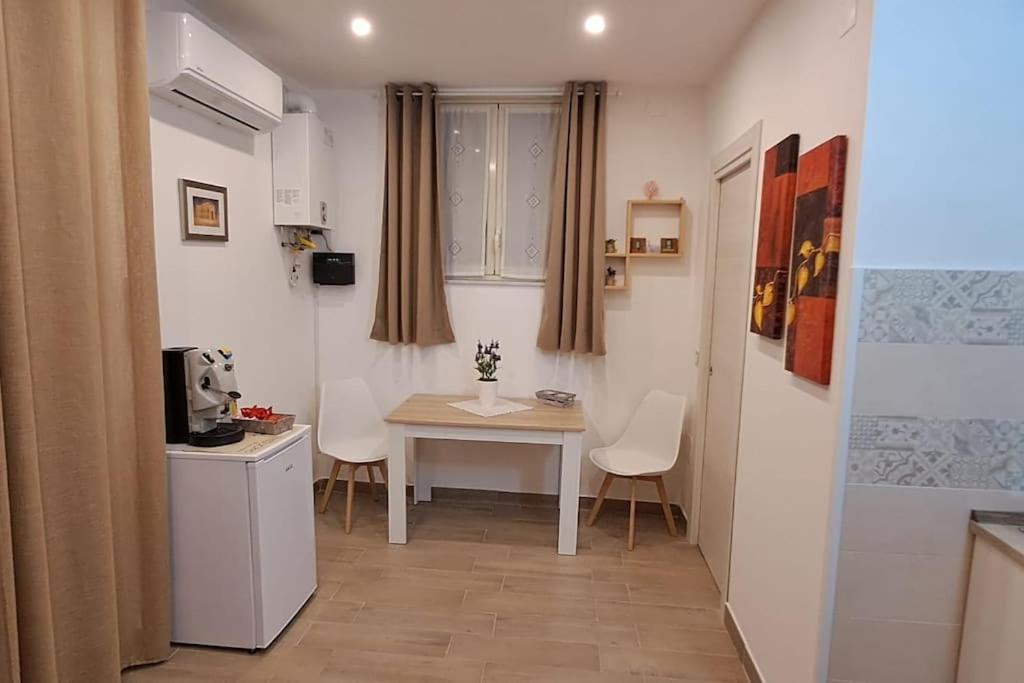Casetta Dante 130 - Bed and Breakfast Palermo