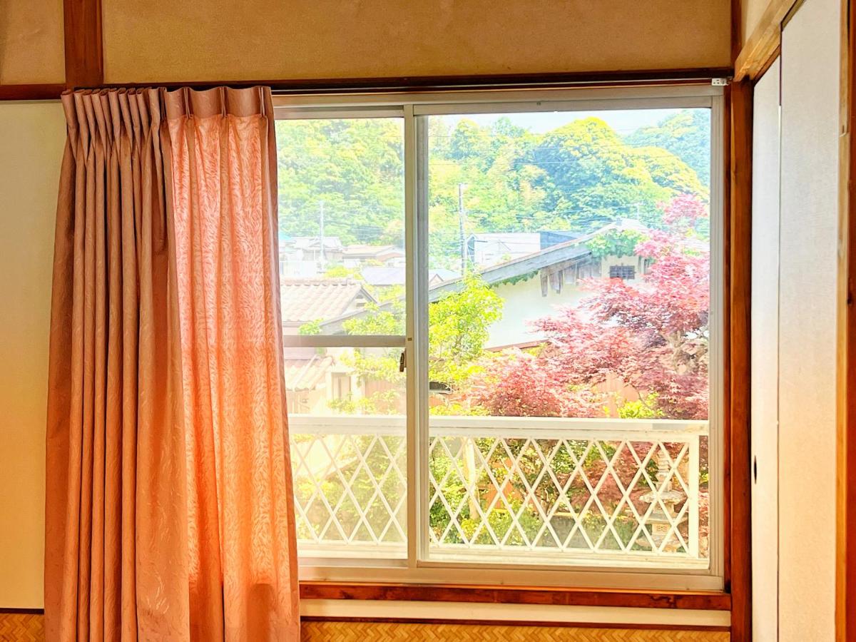 Chambre Triple Basique avec Salle de Bains Commune