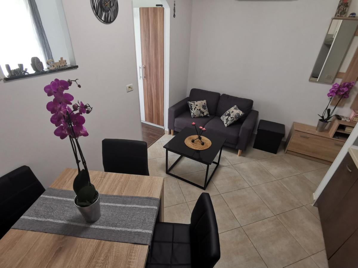 B&B Umag - Kaliora Apartments - Bed and Breakfast Umag