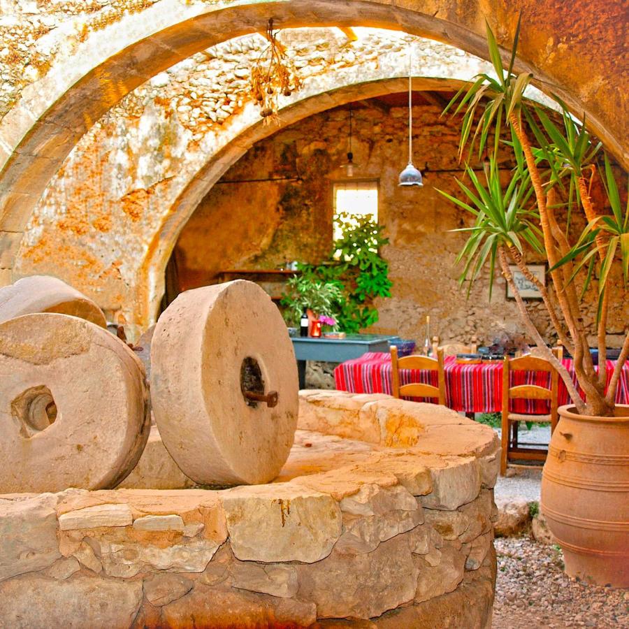 Fabrica - Bed and Breakfast Vámos