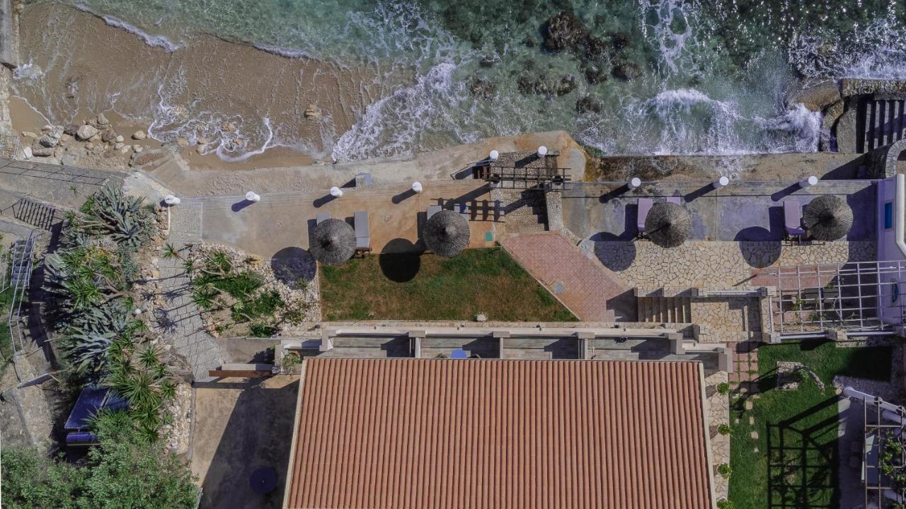 Studio with Sea View