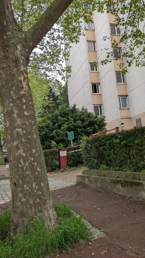 Appartement 3 pièces avec parking couvert gratuit. - Bed and Breakfast