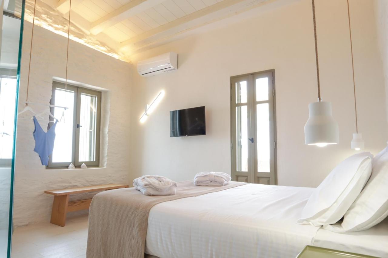 Double Room with Balcony and Sea View