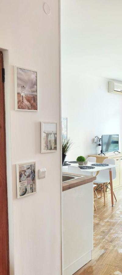 F 207 Primorsko del Sol - просторно студио с кухня - B&B Primorsko