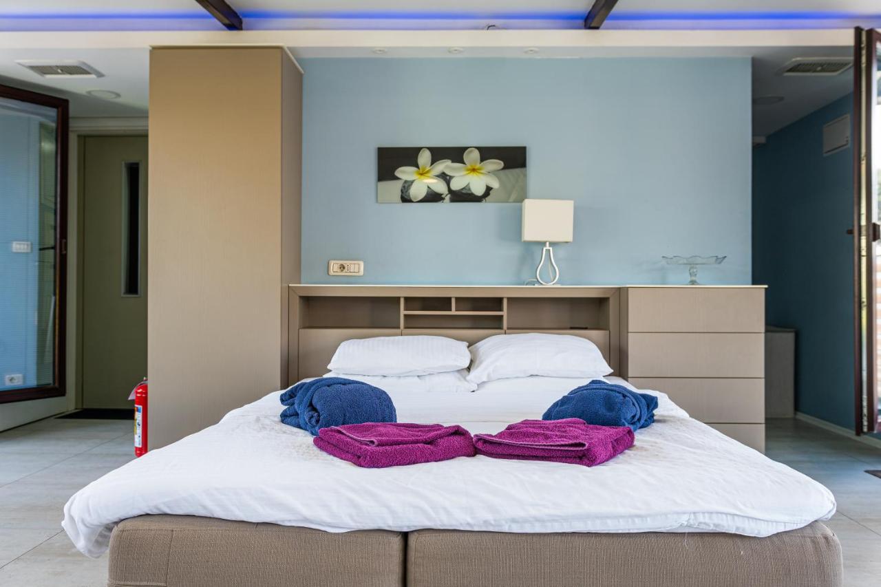 Superior Penthouse Apartment