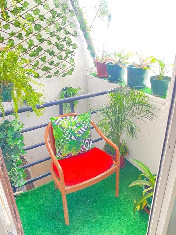 Quarto Nº6 MARIA BONITA- Central Praia - Bed and Breakfast Praia