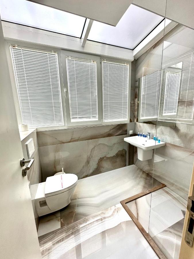 Apartamento de 2 dormitorios con terraza (6 adultos)