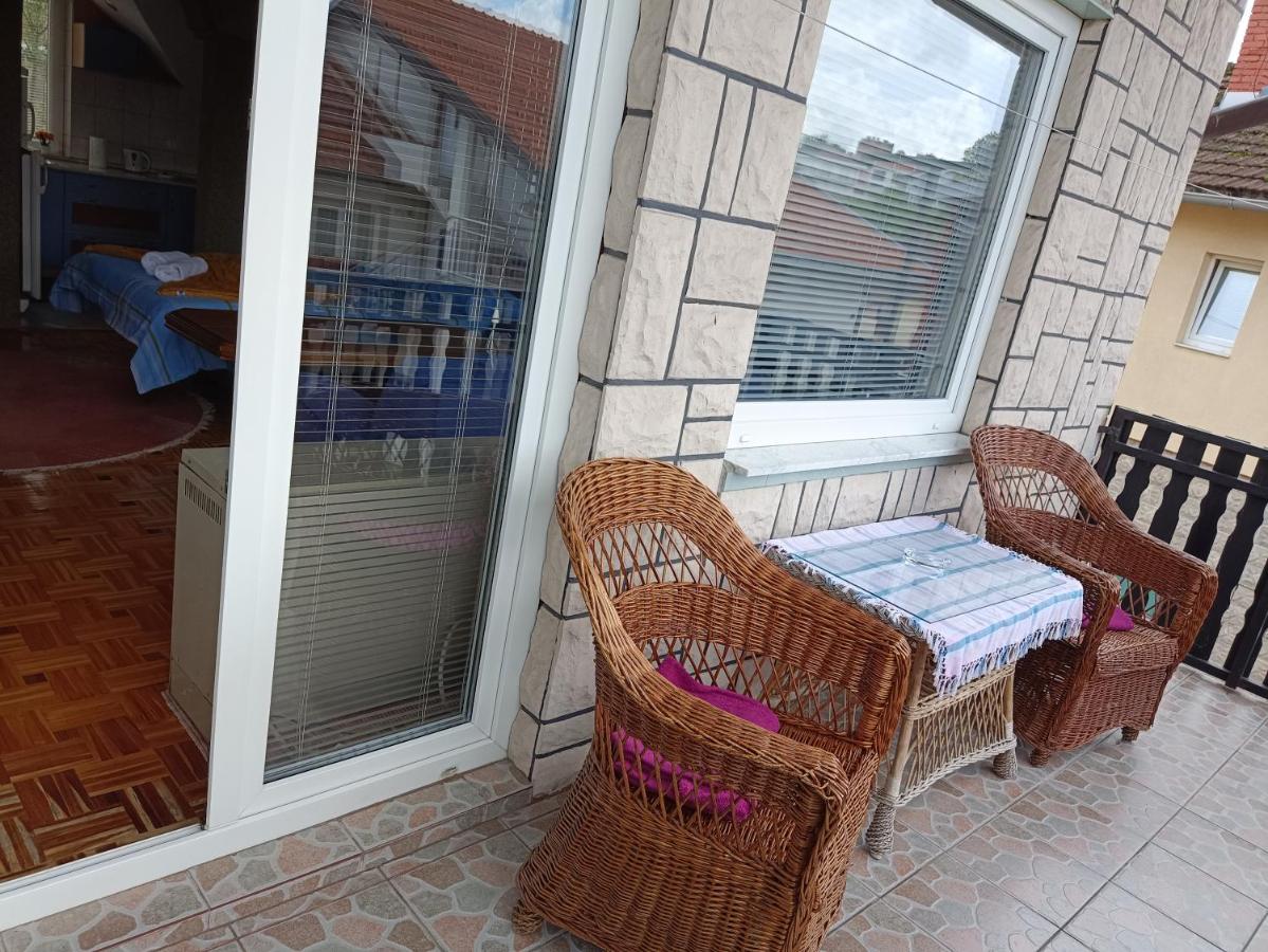 Urban oasis in Cazin - B&B