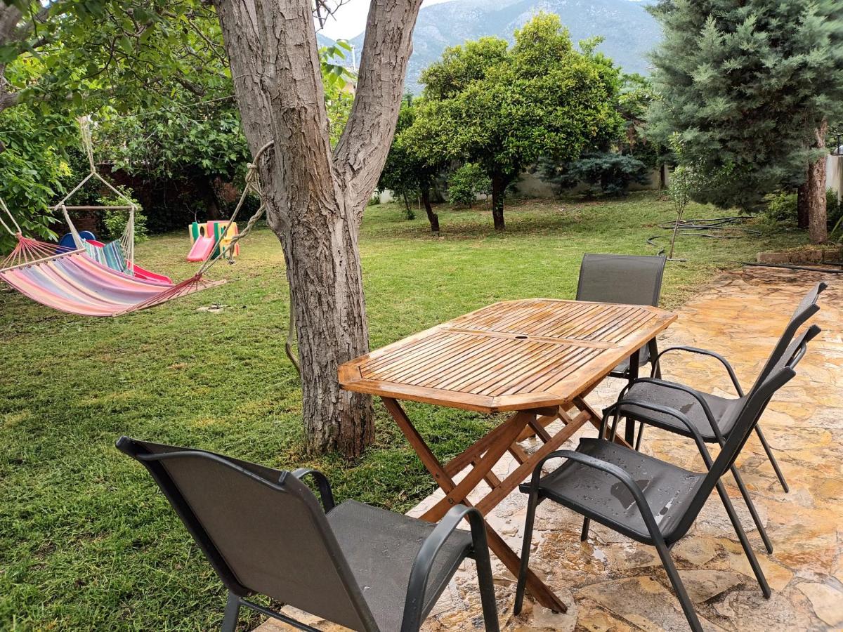 B&B Gymno - The Country House in Amarynthos - Bed and Breakfast Gymno