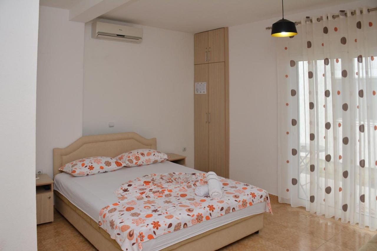 Family Studio