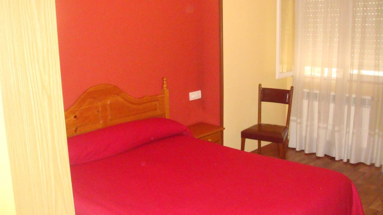 Queen Room with Shared Bathroom