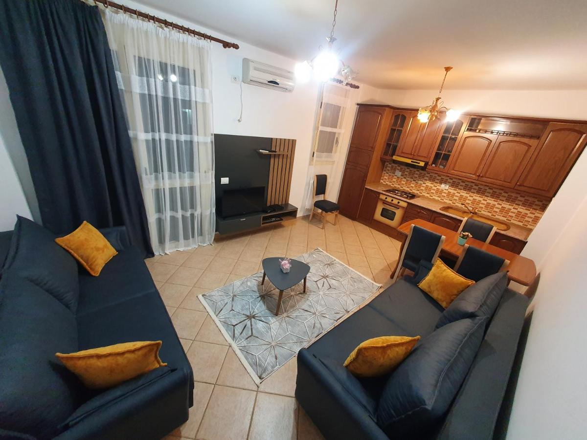 Apartament me qera Lungomare Vlore Medem - Chambres d’hôtes Vlora