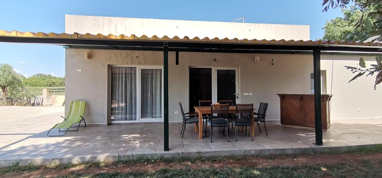 Holiday House Olly - Bed and Breakfast Rovinj