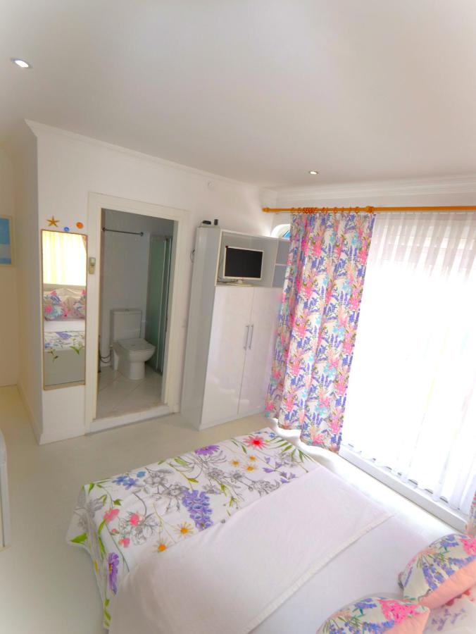 Double Room with Balcony (2 Adults + 1 Child)