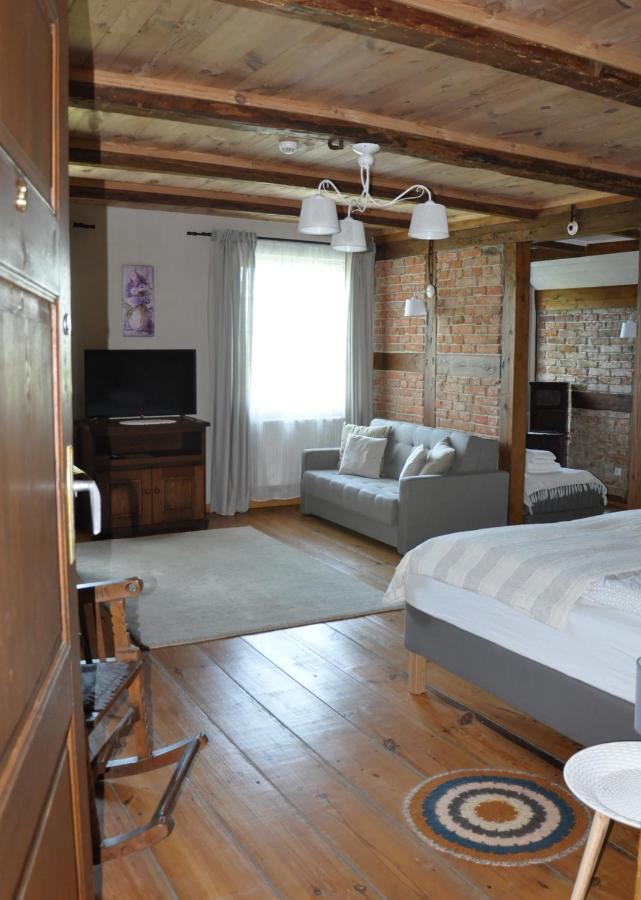 Dom Podcieniowy na Żuławach Wiślanych - B&B