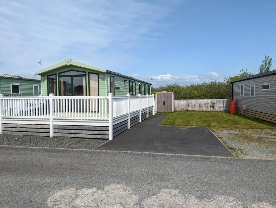 B&B Heysham - 6 berth holiday home on Ocean Edge near Morecambe - Bed and Breakfast Heysham