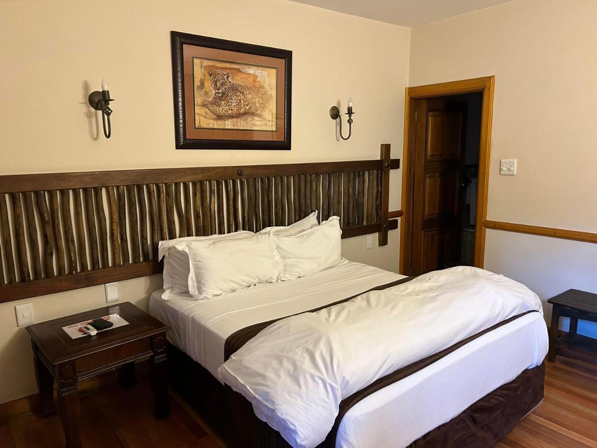 Deluxe Double Room with Bath