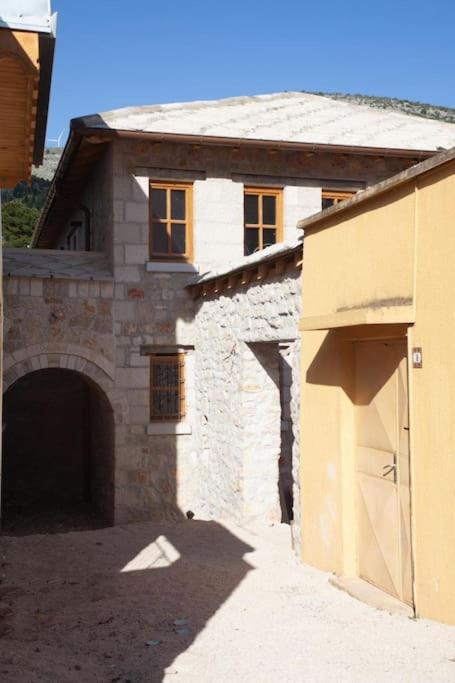 Nas Kutak - Ferienwohnung Mostar