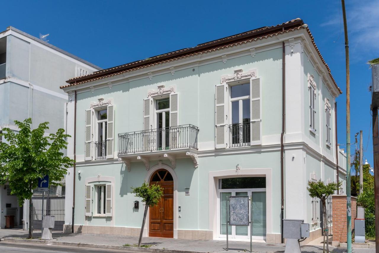 Villa Gina Case Vacanze - Chambres d’hôtes Roseto degli Abruzzi