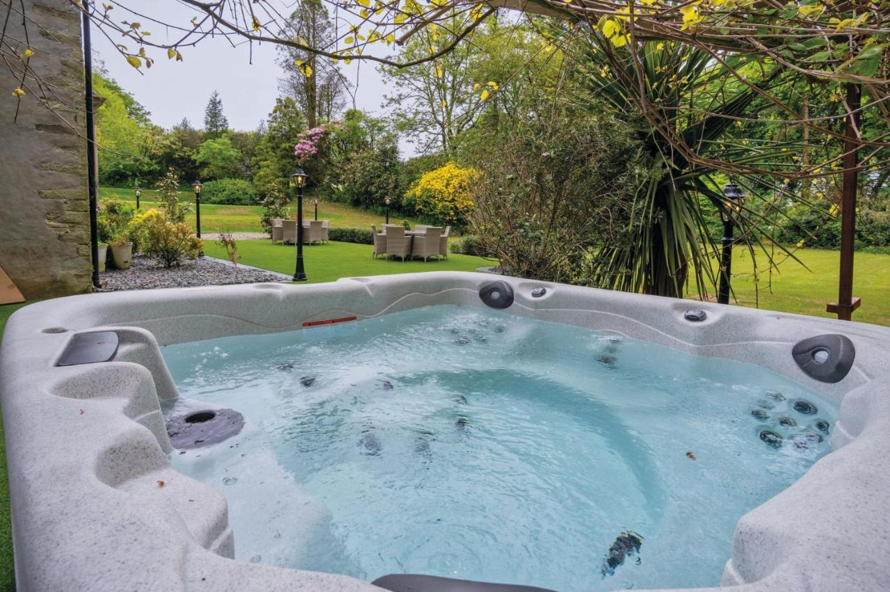 Hill House Country Estate - Princes Gate - B&B Ludchurch