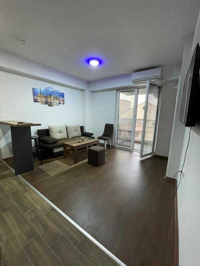 Lester 3 apartments - Chambres d’hôtes Skopje