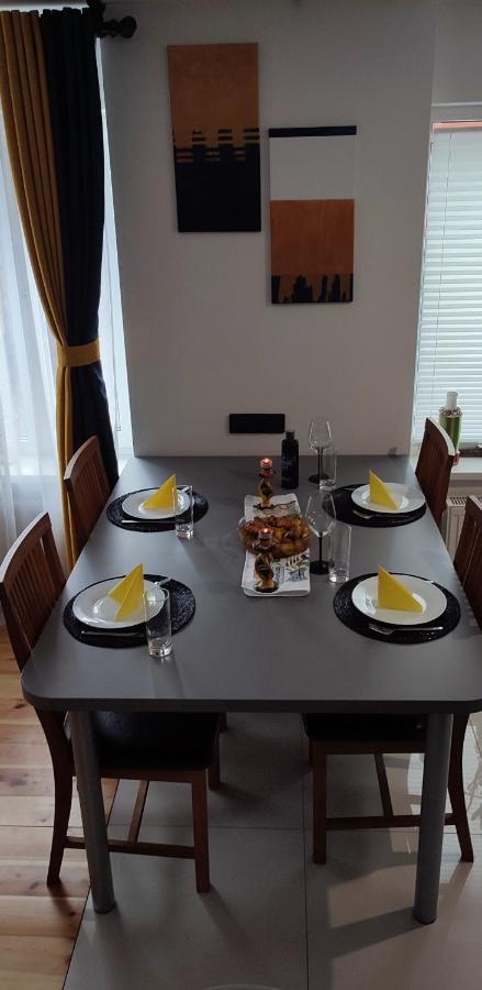 Cosy Apartment in City Center - B&B Liepāja