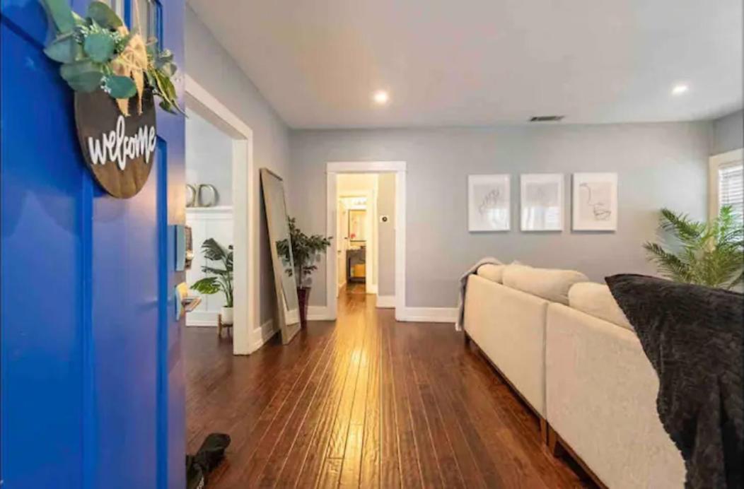 Hollywood house with parking - walk to attractions - Ferienwohnung Los Angeles