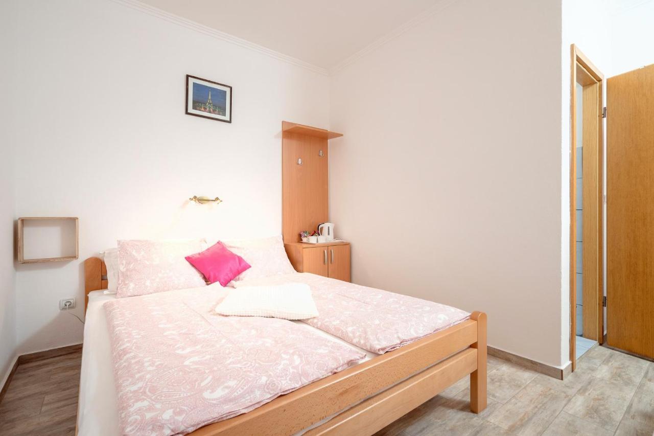 Twin Room with Private Bathroom