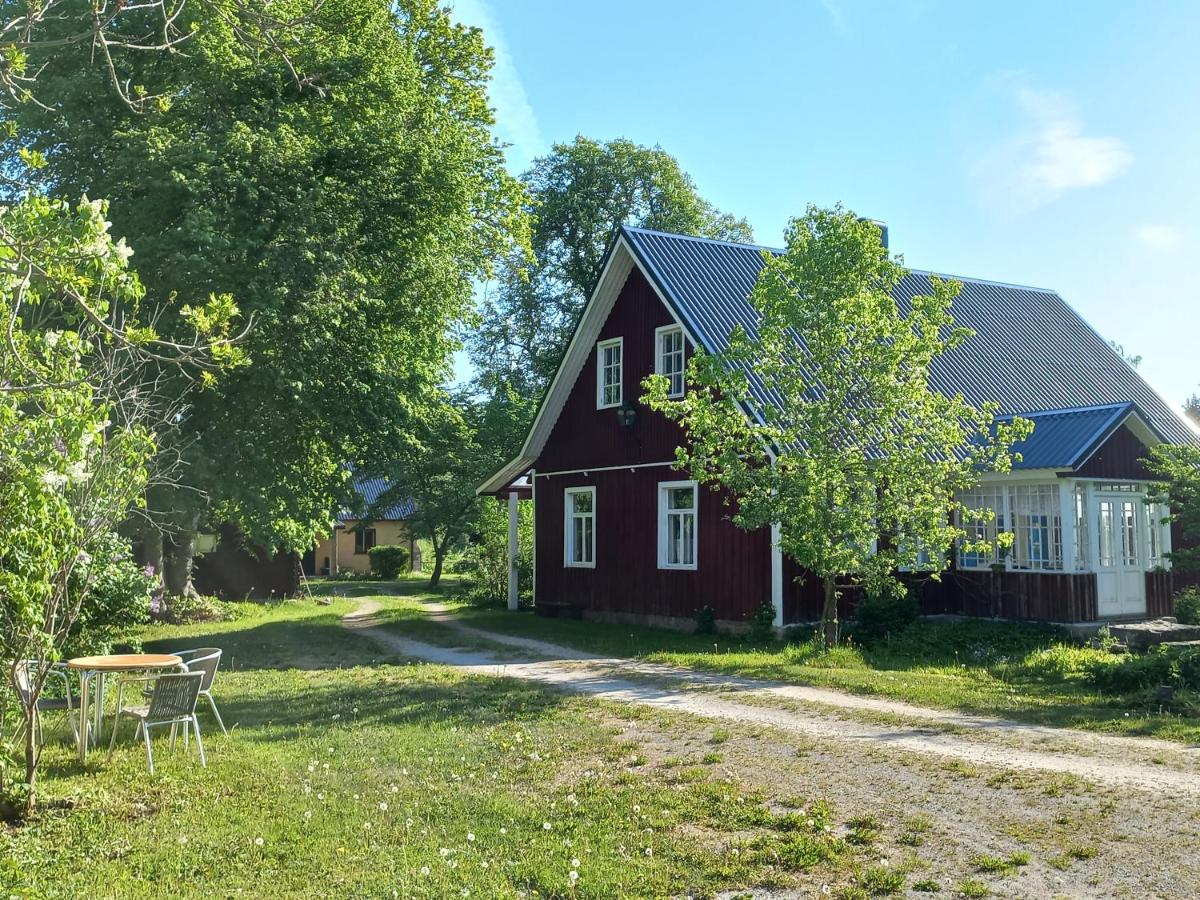 Kooli Kopli Holiday Homes - Ferienwohnung Mustjala