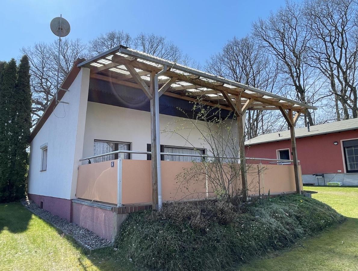 Gemütlicher Bungalow an der Mecklenburgischen Seenplatte - Ferienwohnung Jabel