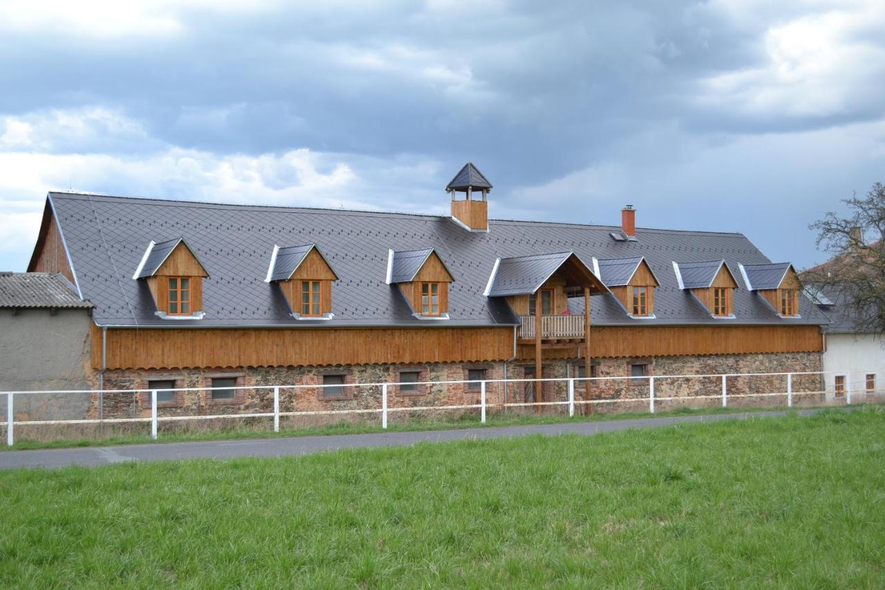 Penzion Dvůr Krasíkov - Ferienwohnung