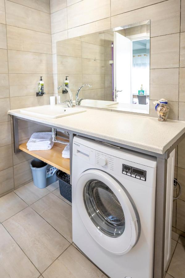 Standard Triple Studio